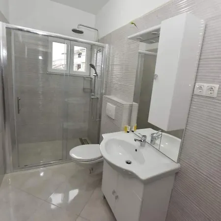Appartamento Ana - Two Bedroom A4 *
