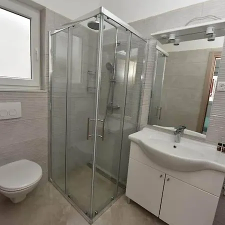 Appartamento Ana - Two Bedroom A4 Srima